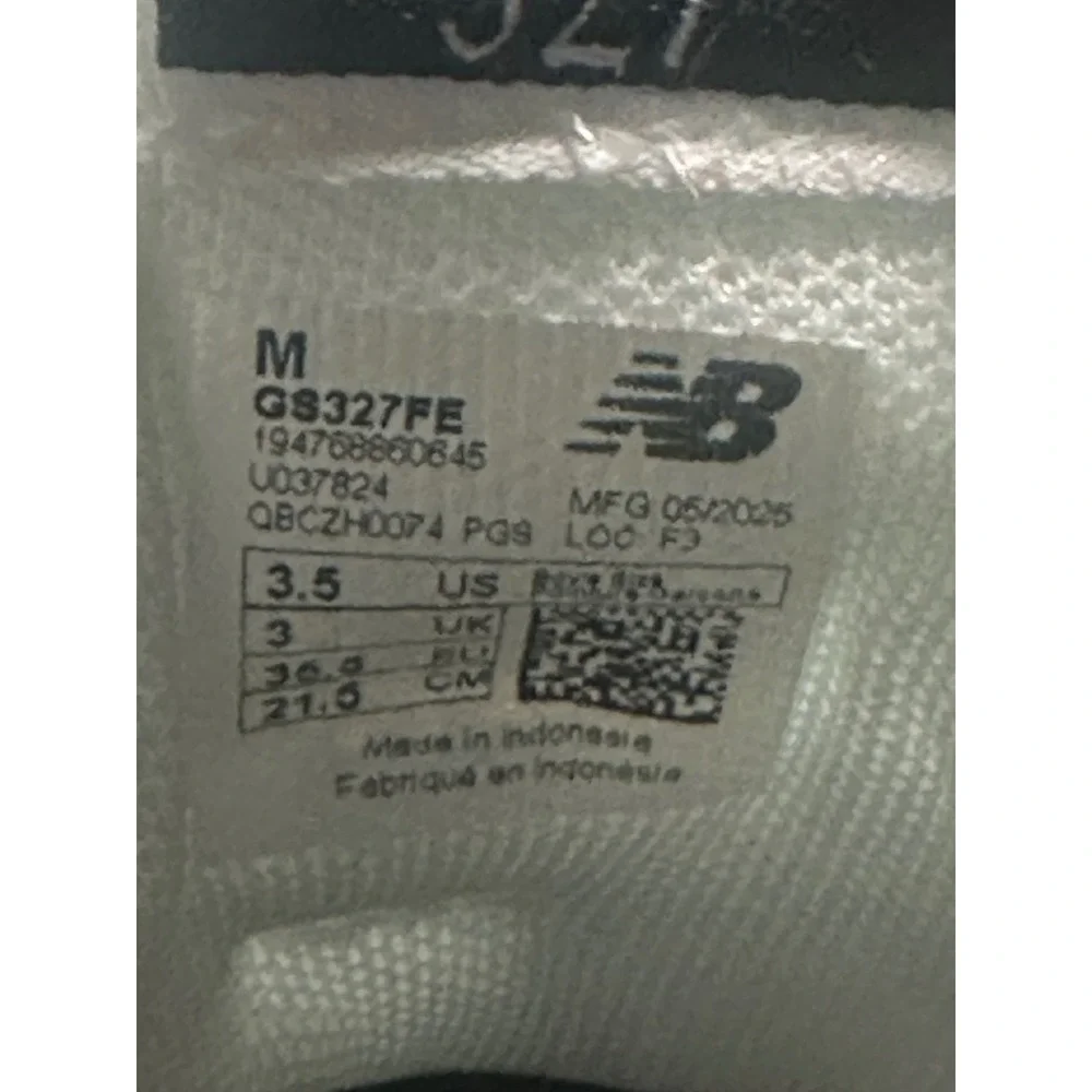New Balance new never